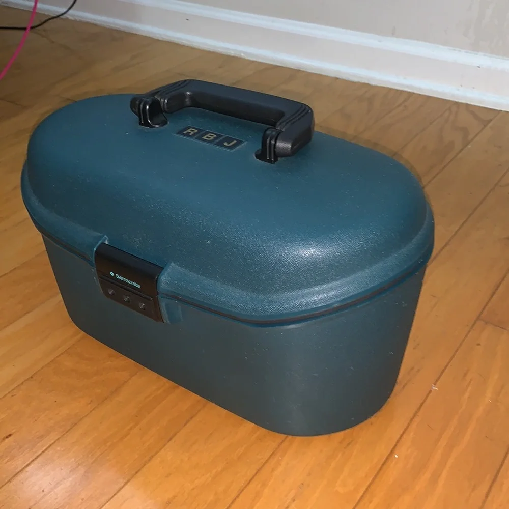 Samsonite Vintage Hardcase Jewelry and Makeup Organizer